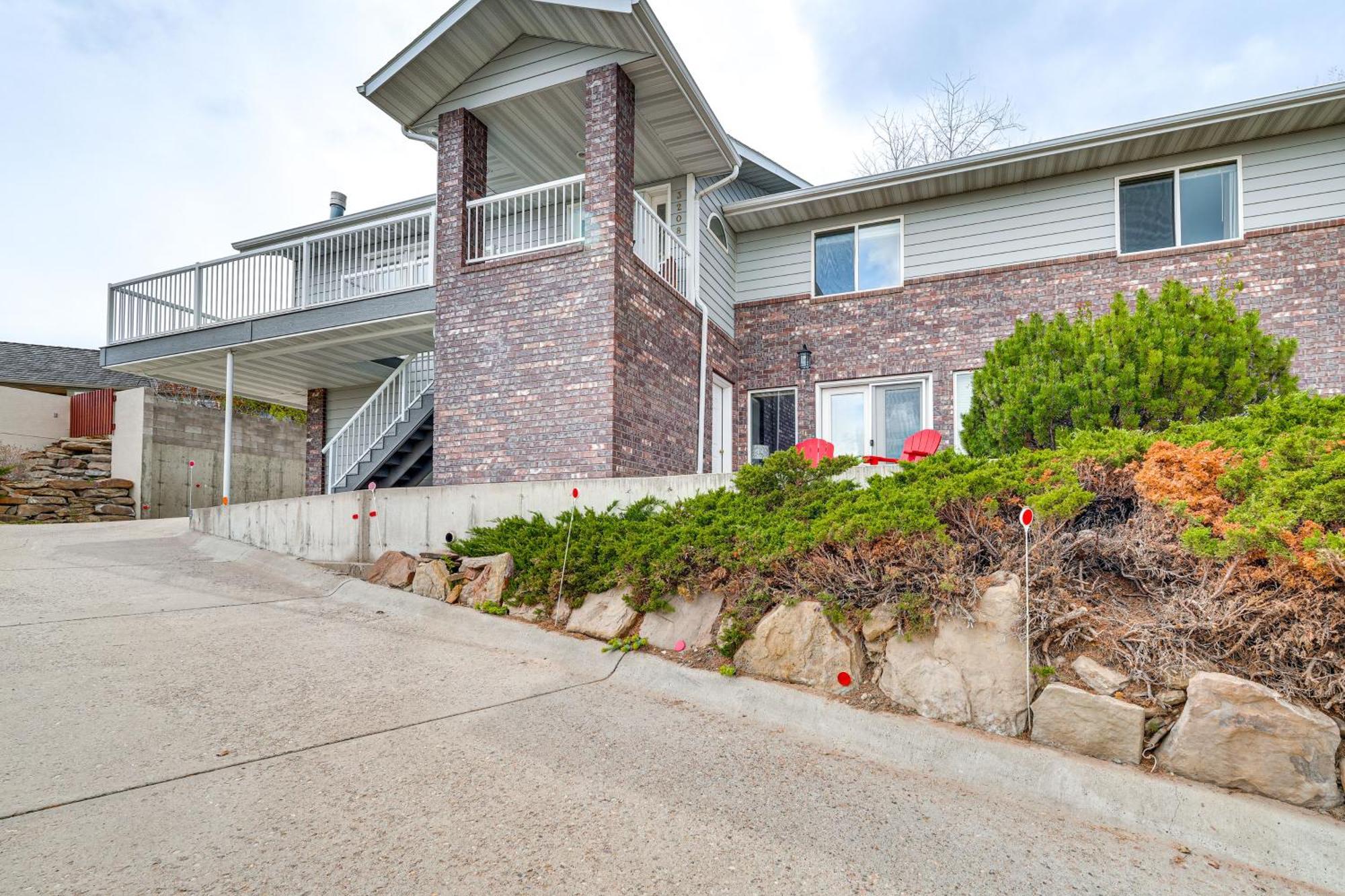 Inviting Great Falls Home With Wraparound Deck! Buitenkant foto